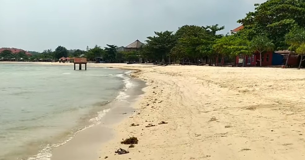 Pantai Bandengan