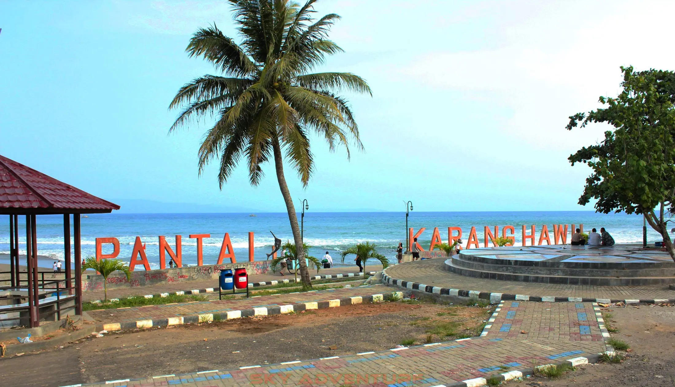 Pantai Karang Hawu, Jawa Barat