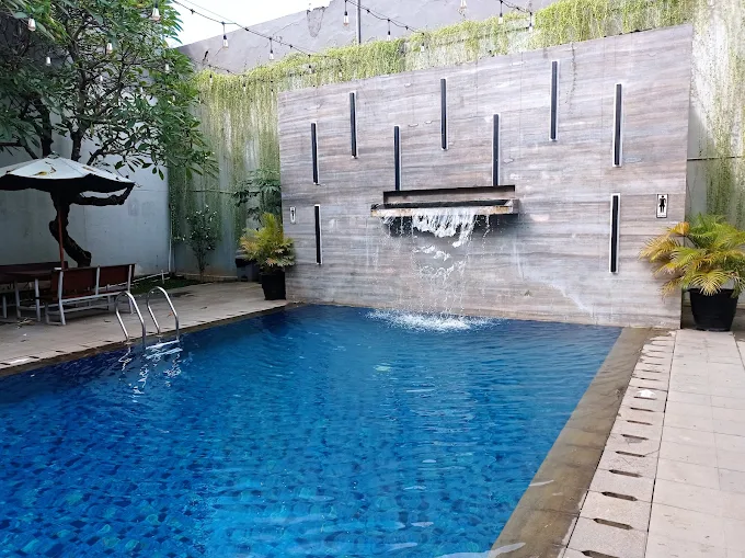 Howard Johnson (HoJo) by Wyndham Pekalongan (Sumber: Google Maps Howard Johnson (HoJo) by Wyndham Pekalongan/Ipin Susanto)