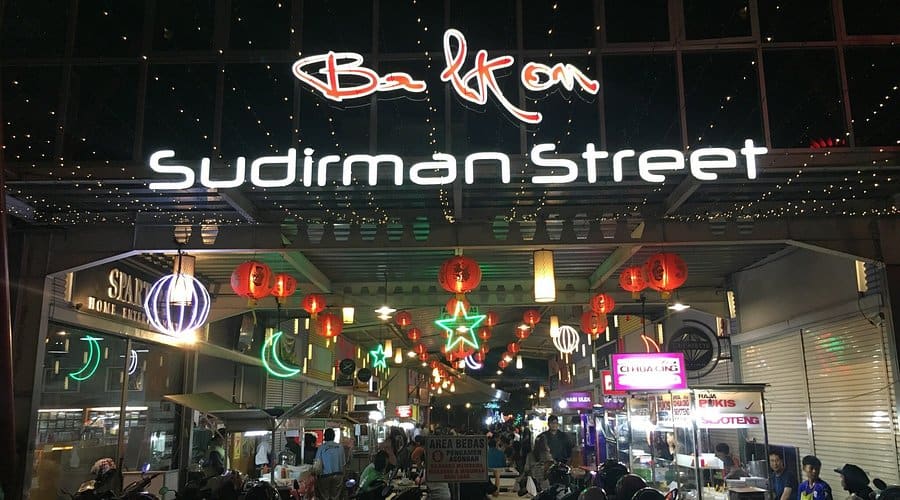 ✓7 Tempat Kuliner Malam Street Food di Bandung