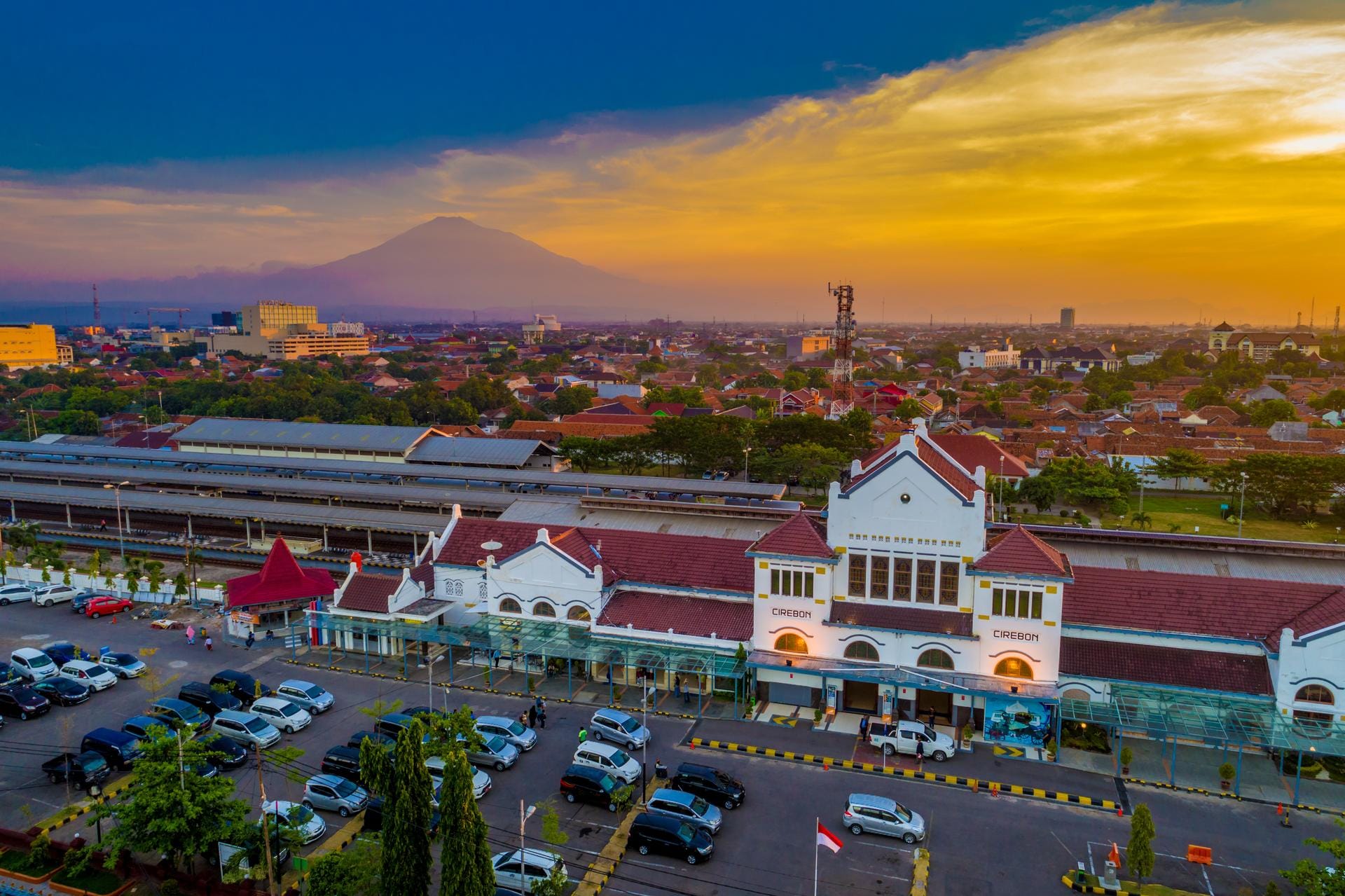 Stasiun Bandung - Info Jadwal dan Harga Tiket | Traveloka