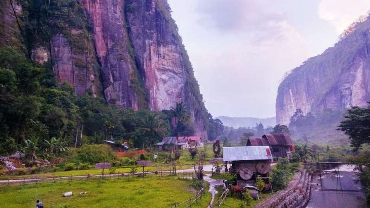 Terpikat Pesona Lembah Harau, Yosemite-nya Indonesia