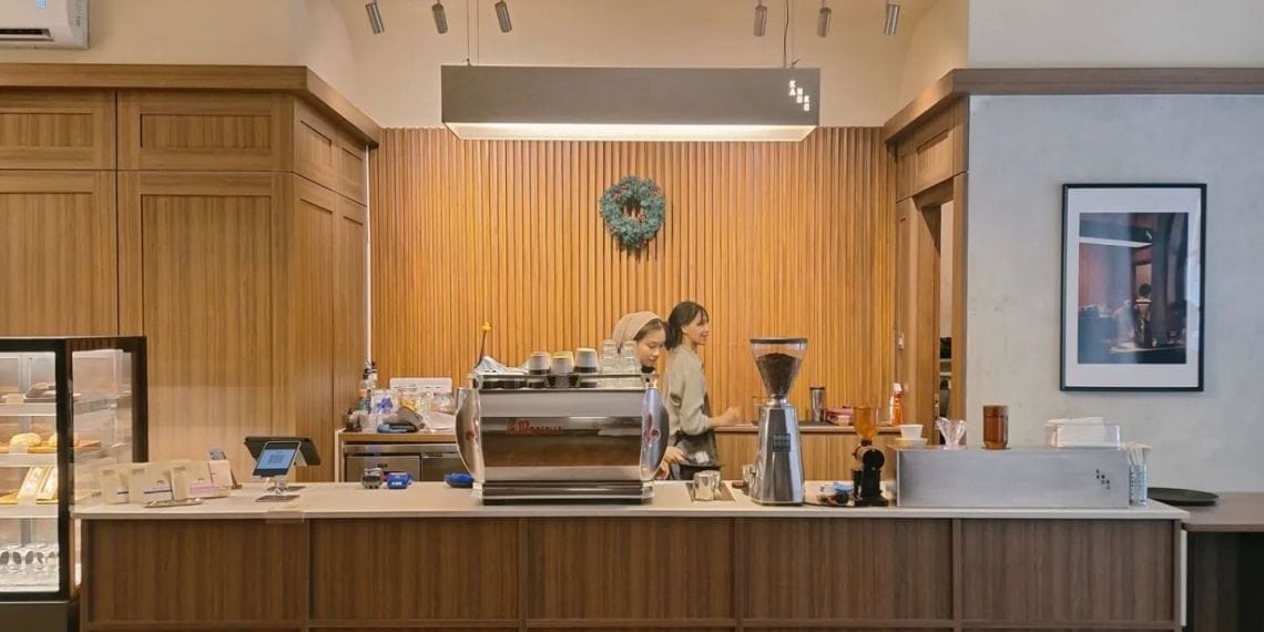 Kanoko Coffee Dago Atas Bandung Lokasi, Harga Menu & Foto - Madhang