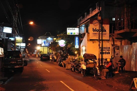 Jl Sosrowijayan by Bladok Losmen - Foto Bladok Losmen, Yogyakarta - Tripadvisor