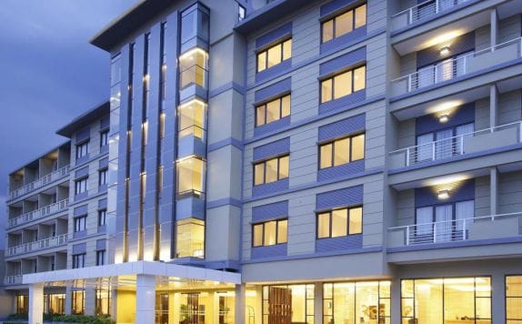 Tampilan Luar di Hotel Santika Purwokerto