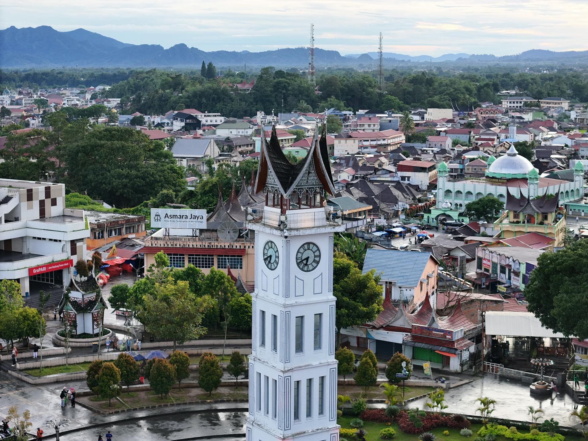 7 Hidden Gem Alam di Sumatra yang Benar-Benar Tersembunyi