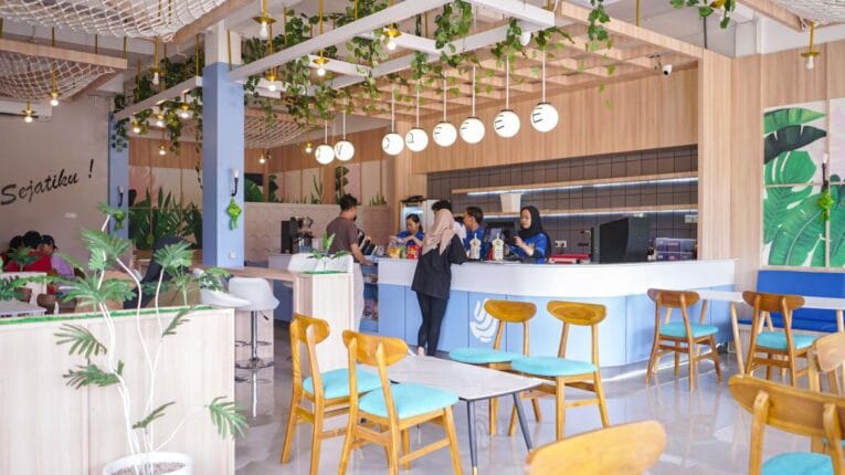 Home - CW Coffee - Coffee And Eatery