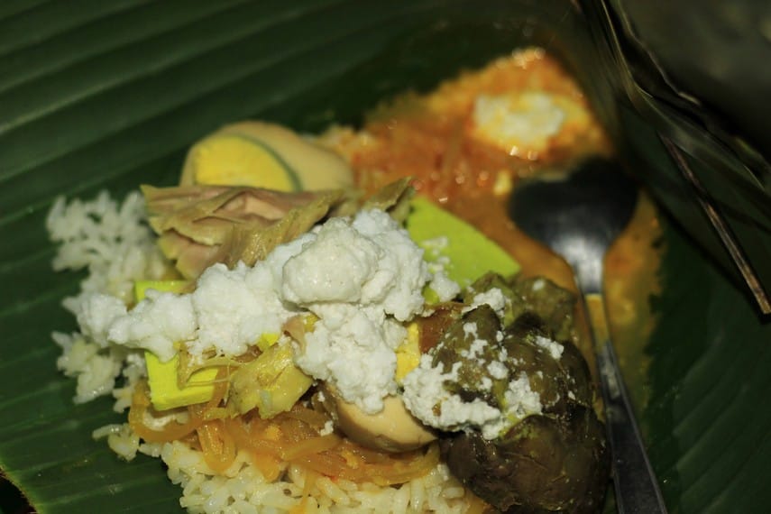 Sejarah dan Kelezatan Nasi Liwet Bu Wongso Lemu - Indonesia Kaya