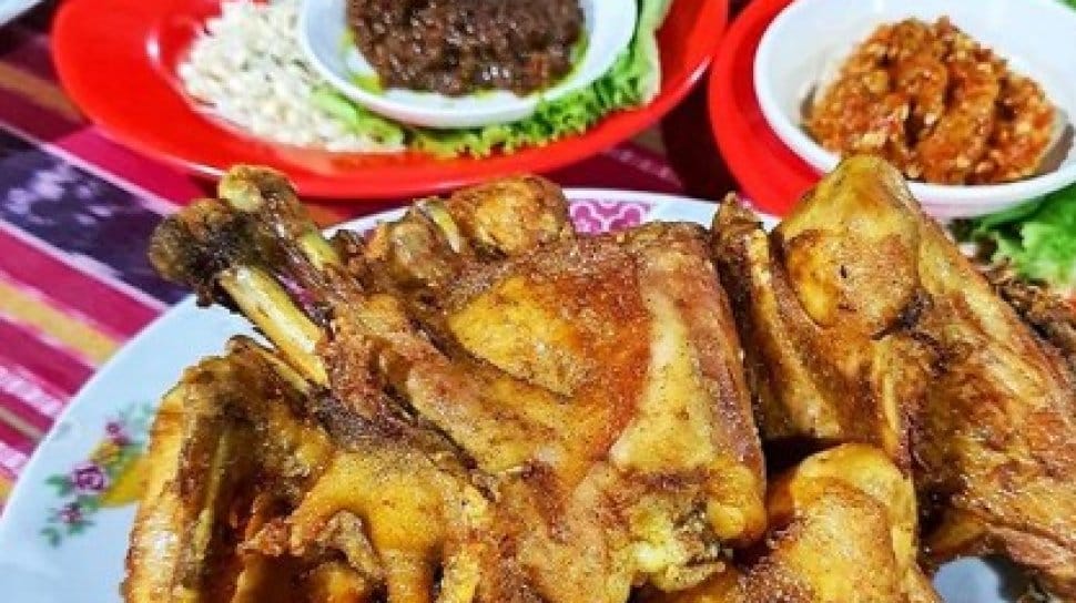 Kuliner Kota Solo Ayam Goreng Mbah Karto - Keihin Tour