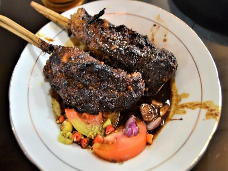 Kuliner Solo, Sate Buntel Bu Hj. Bejo | Indonesia Traveler