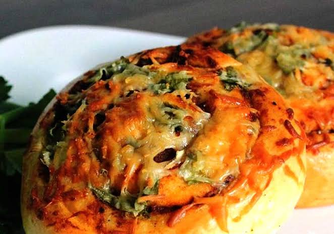 Roti Randang Perpaduan Unik Rendang dan Roti | Pariwisata Indonesia