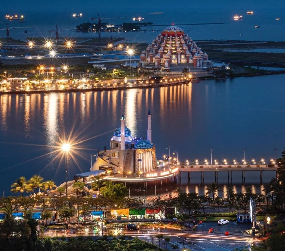 Wisata Malam di Makassar: 7 Destinasi Favorit yang Ramai hingga Larut Malam
