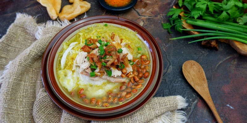 Baking World - Resep Bubur Ayam Cirebon Kuah Kuning untuk Sarapan Pagi