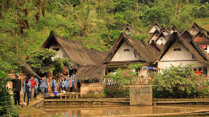 Kampung Wisata Ponglang : Harga Tiket, Foto, Lokasi, Fasilitas dan Spot - TempatWisata.pro