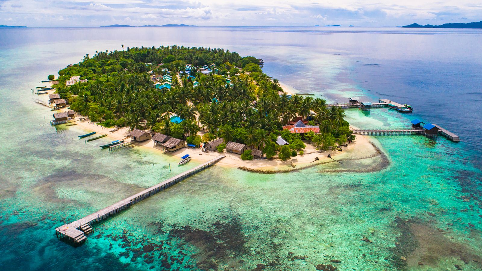 Desa Arborek di Raja Ampat | Atourin