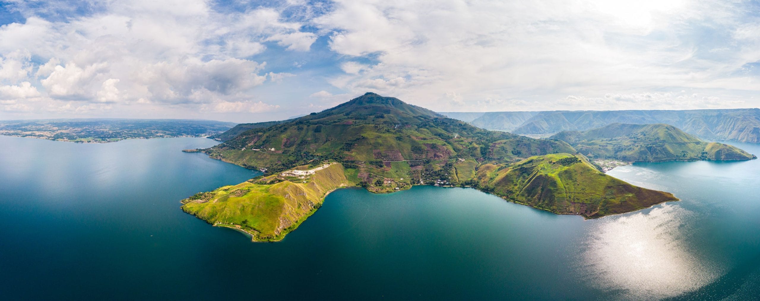 Danau Toba: 4 Destinasi Terindah yang Wajib Dikunjungi