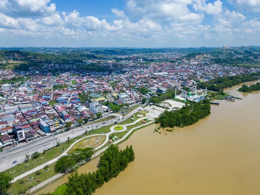 Keindahan Sungai Mahakam: Sumber Kehidupan Kalimantan Timur