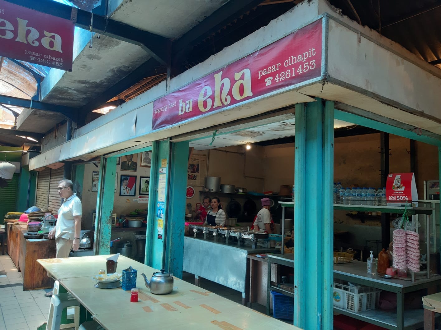 Warung Nasi Bu Eha dan Selera Lidah Keluarga Bung Karno | Page 3