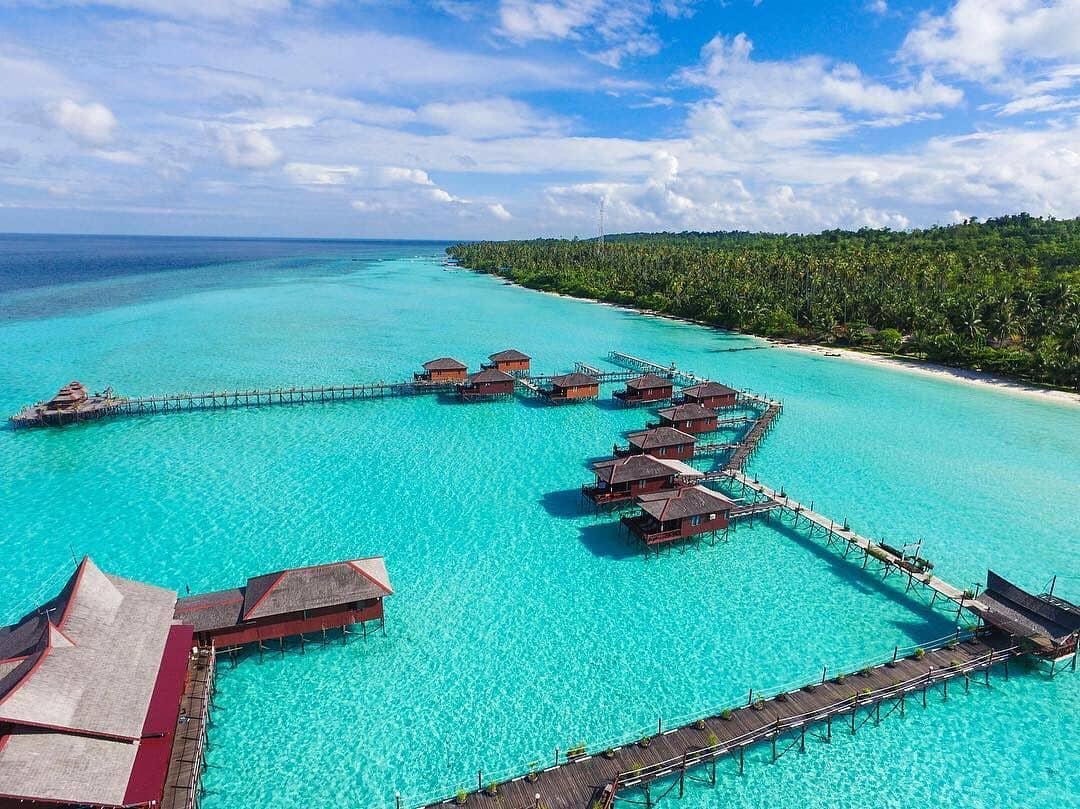Wisata Pulau Maratua Berau: Cara ke Sana dan Aktivitas Seru