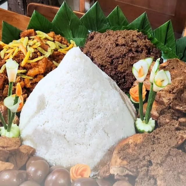 6 Gudeg Jogja yang Enak, dari Gudeg Basah sampai Buka 24 Jam