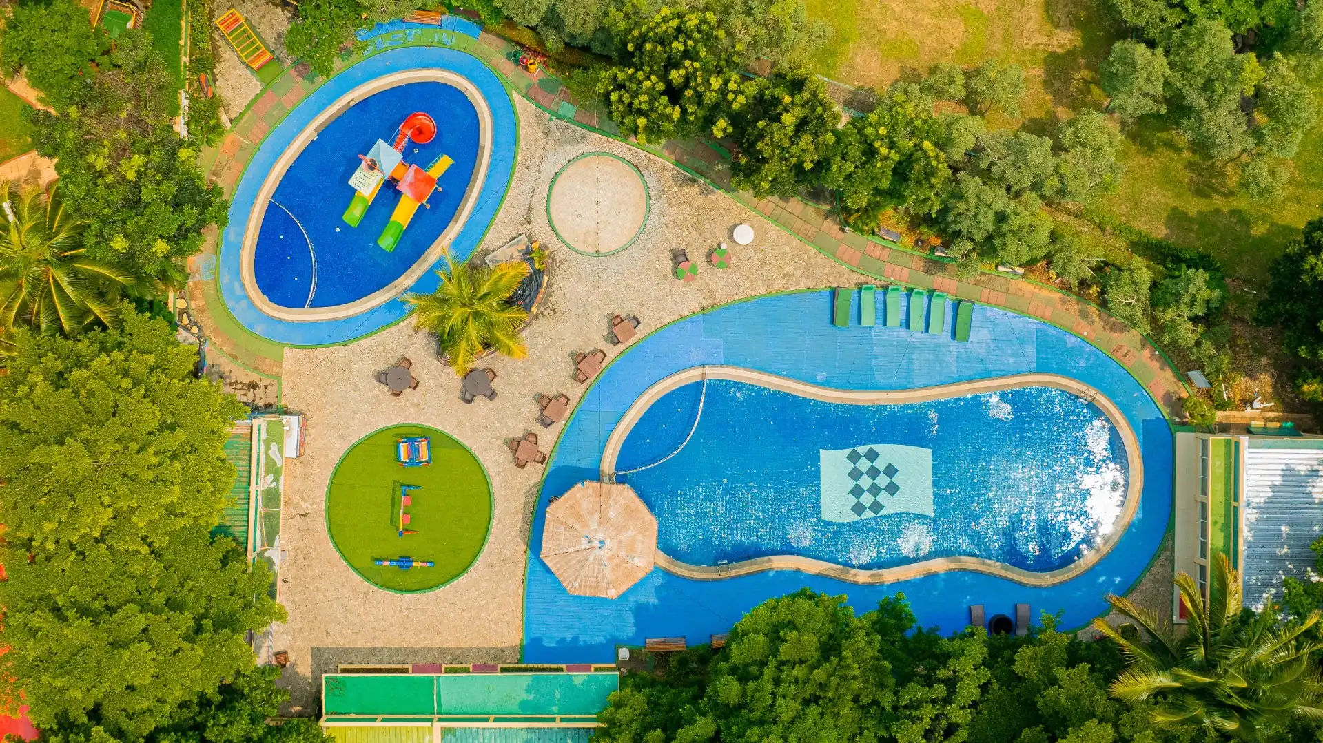 Kolam Renang Hotel Sentul untuk Umum? Tiket Mulai Rp35 Ribu