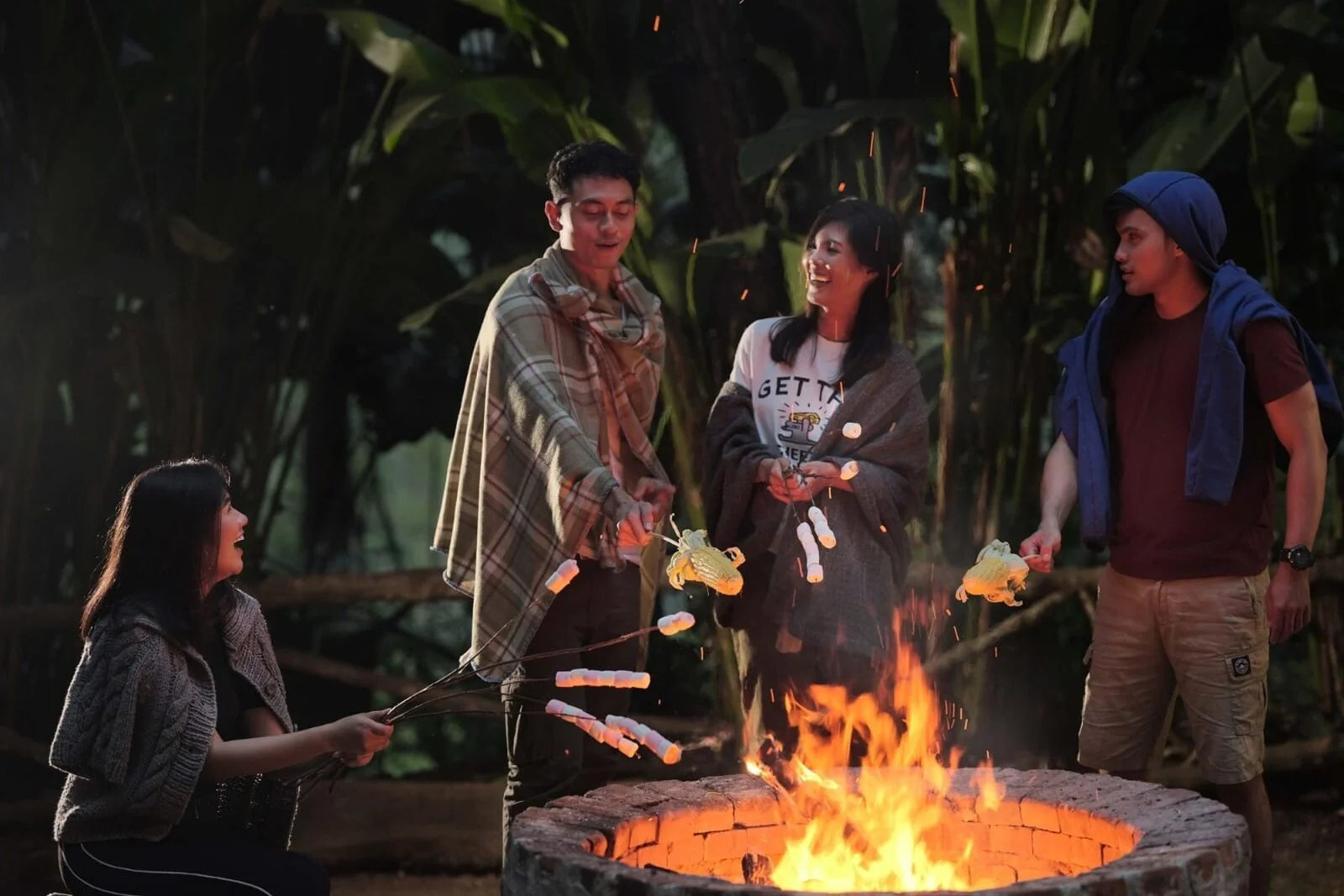 Glamping Lembang 2026: Tarif per Malam Hari Kerja vs Sabtu