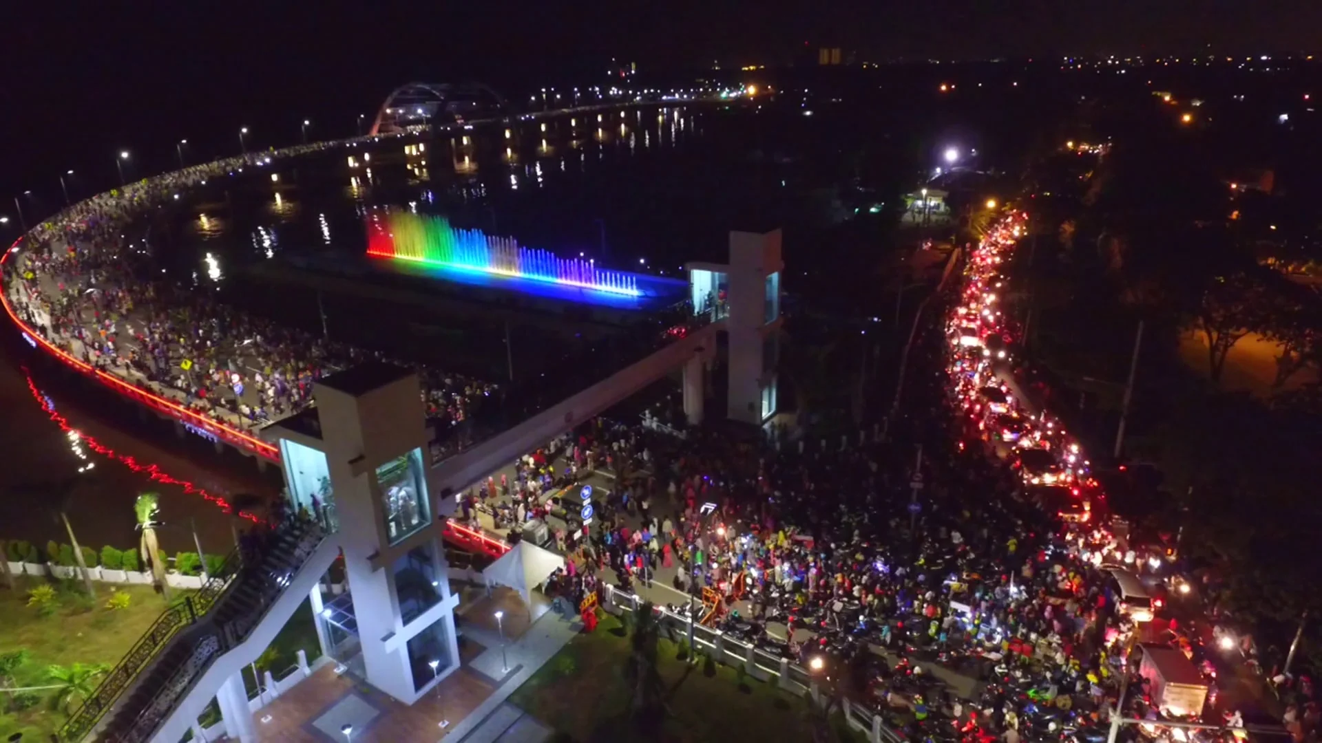 Wisata Malam Surabaya 2026: Jam Tutup dan Bus Terakhir